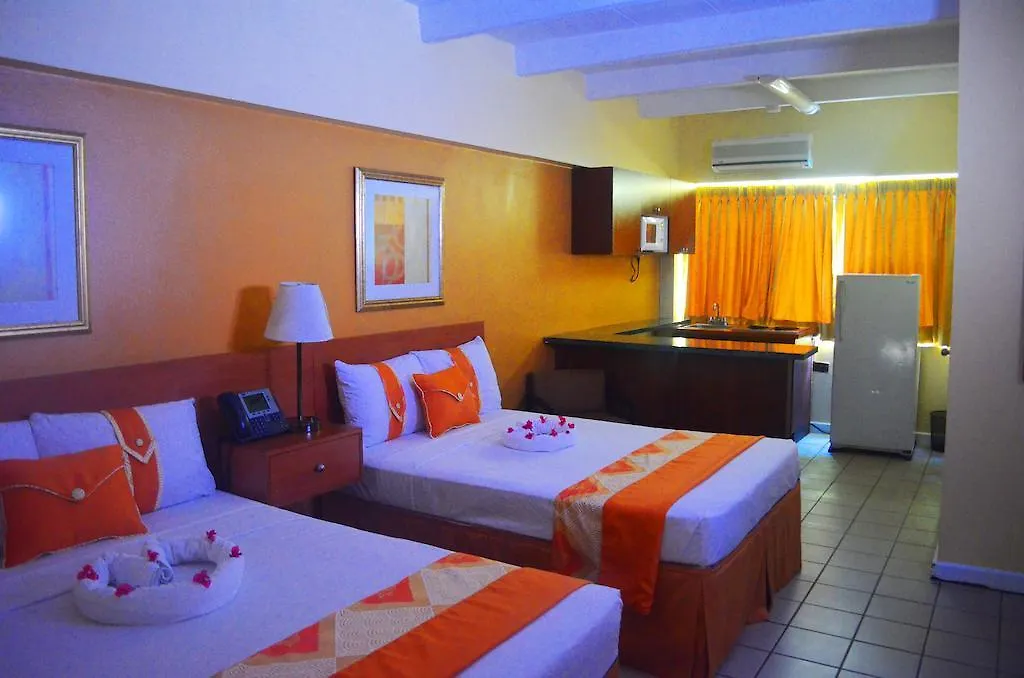 Suites Ocho Rios Hotel